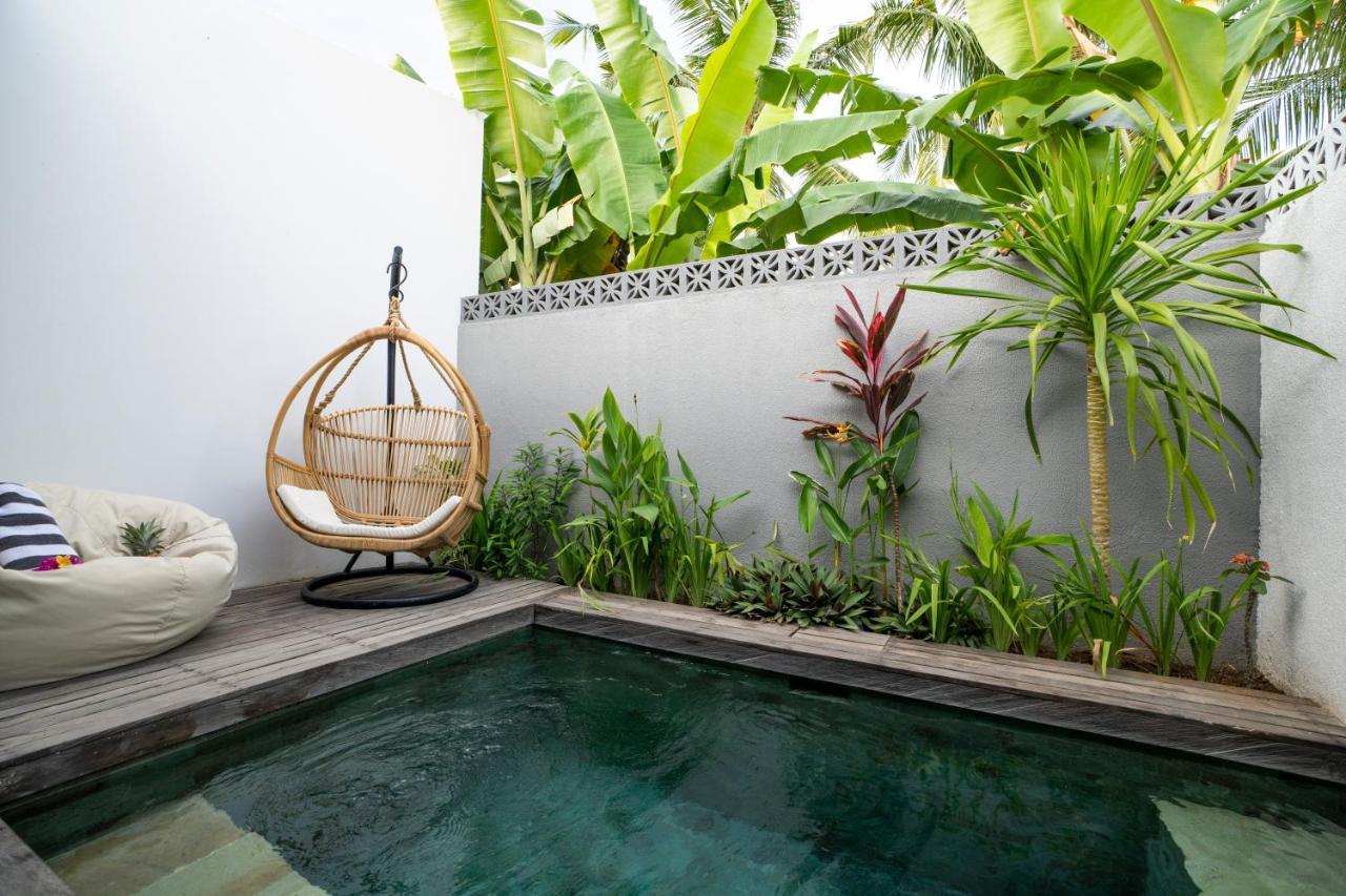 Tiga Studios - Adults Only Kuta  エクステリア 写真